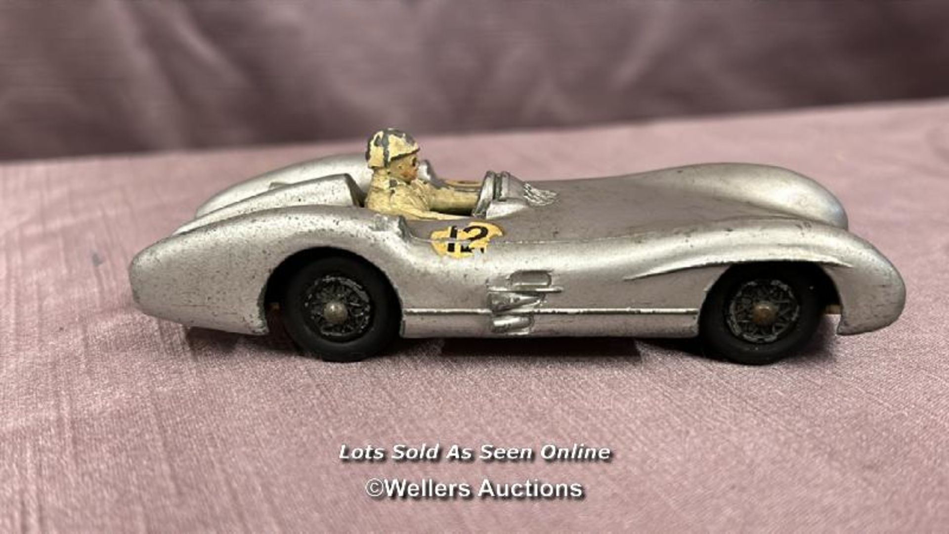 THE CRESCENT TOY COMPANY DIE CAST MERCEDES BENZ 2.5LT GRAND PRIX RACING CAR - Image 3 of 5