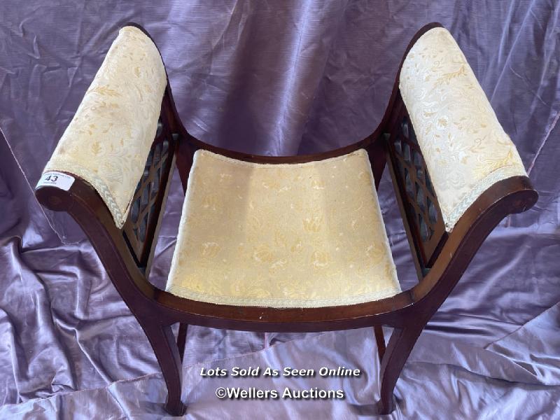 EDWARDIAN PIANO STOOL WITH SCROLL TOP ARMS AND STRUNG INLAY, 54 X 39 X 73CM - Image 3 of 3