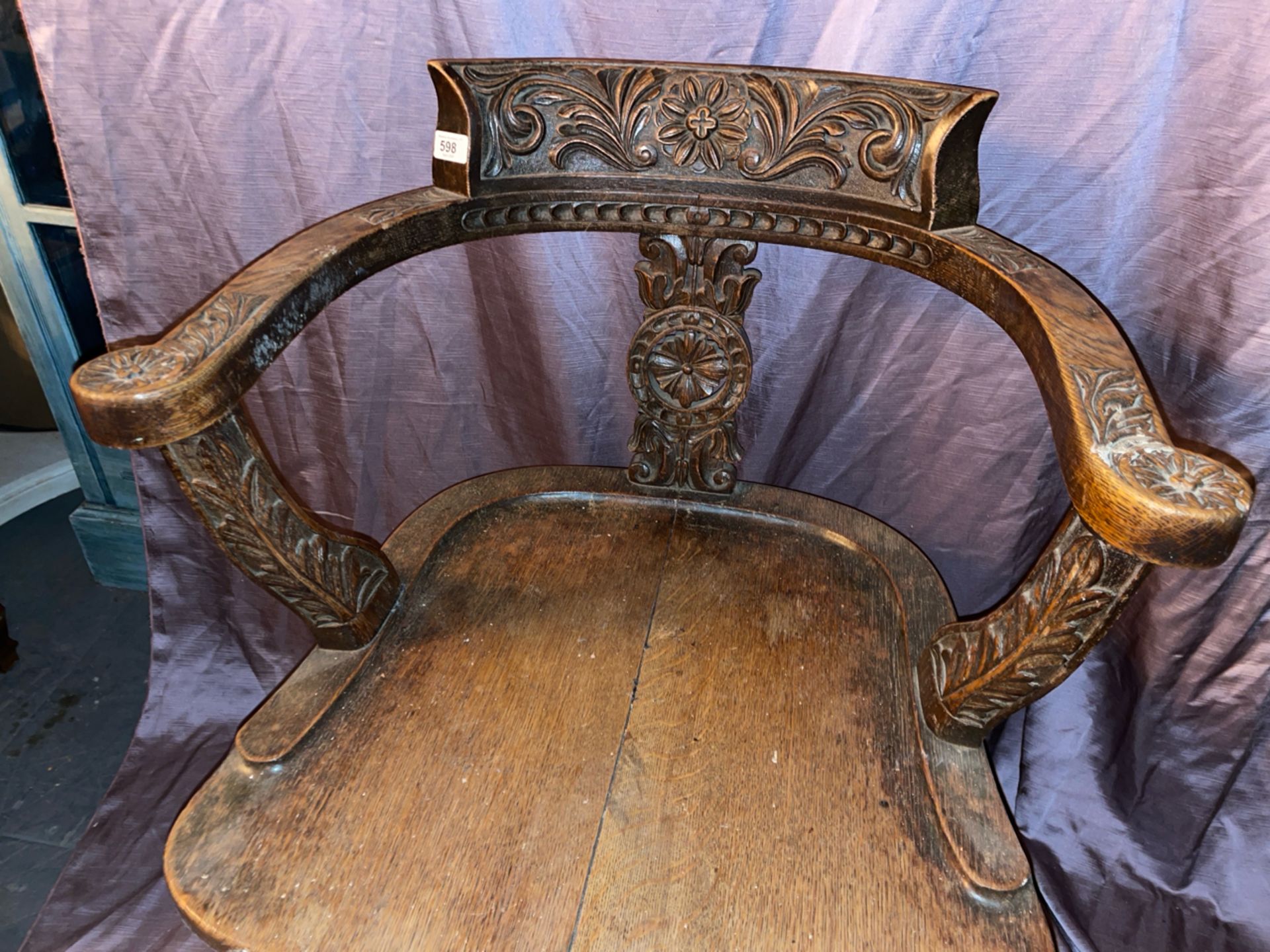 OAK CAPTAINS CHAIR WITH FOLIATE CARVING, 56 X 52 X 81CM - Image 4 of 4