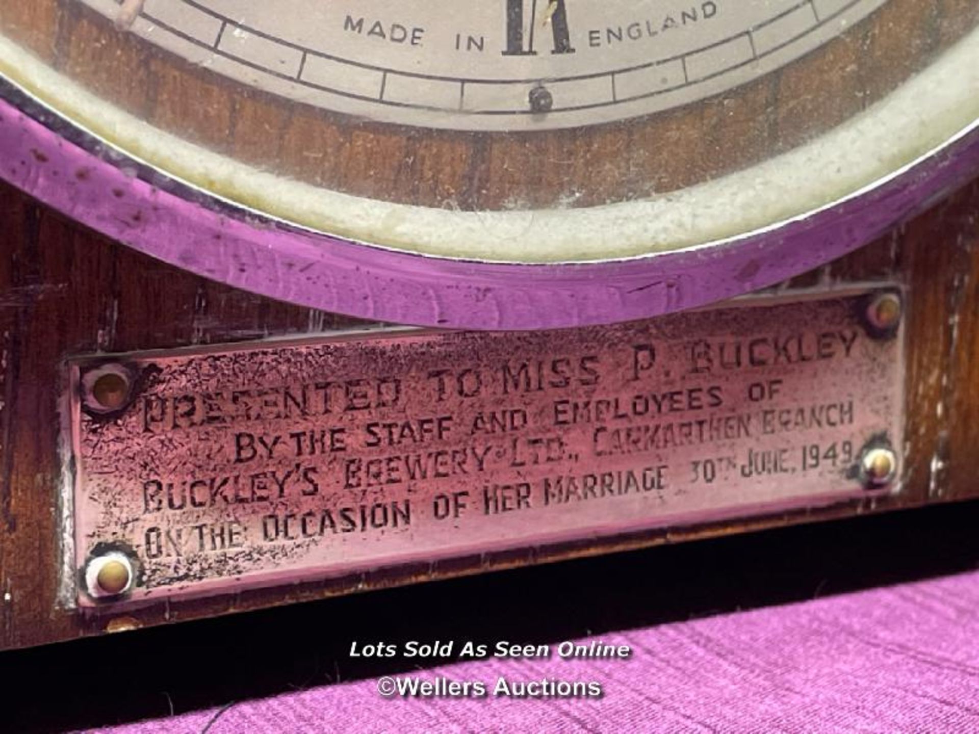 SMITHS FENFIELD PRESENTATION CLOCK, INSCRIBED PRESENTED TO MISS P BUCKLEY BY THE STAFF AND EMPLOYEES - Image 2 of 7