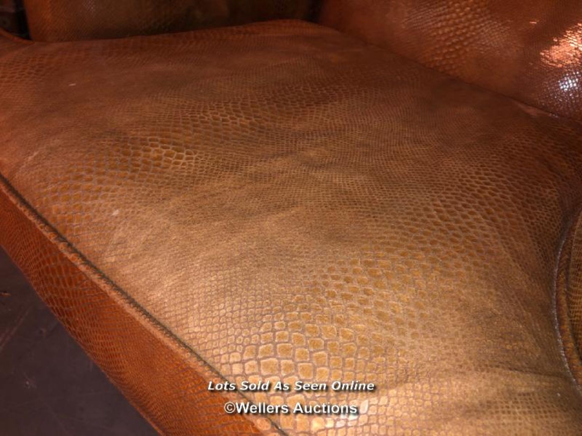 20TH CENTURY FAUX SNAKE SKIN LEATHER WING BACK CHAIR, CABRIOLE LEG, 74 X 65 X 110CM - Image 4 of 4
