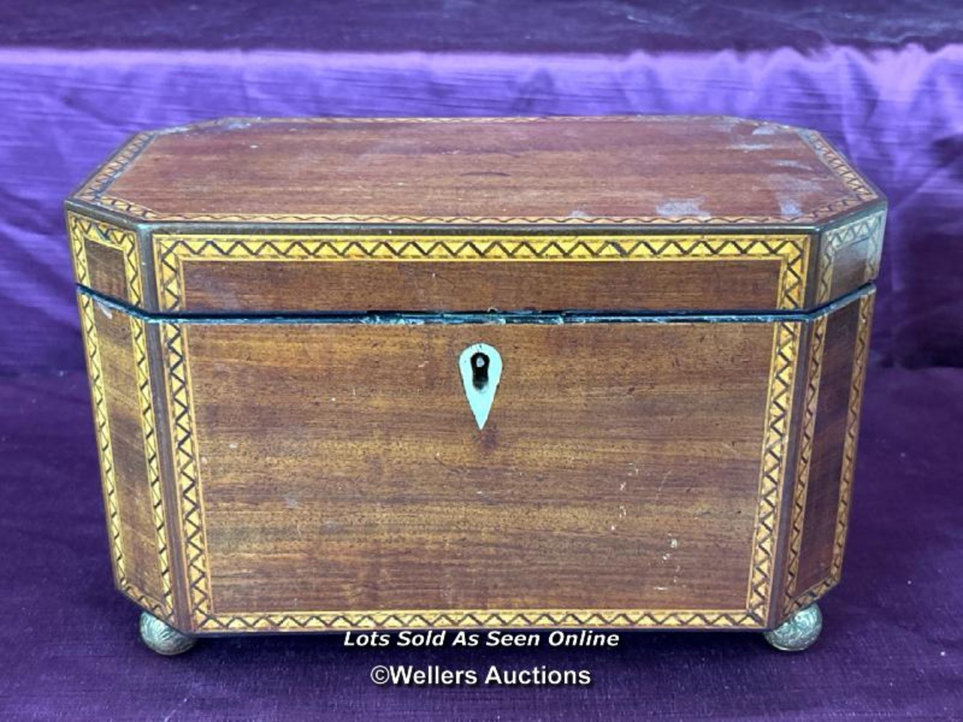 SMALL INLAID TEA CADDY, WITH KEY AND WORKING LOCK, ON BALL FEET, 23 X 13 X 14CM