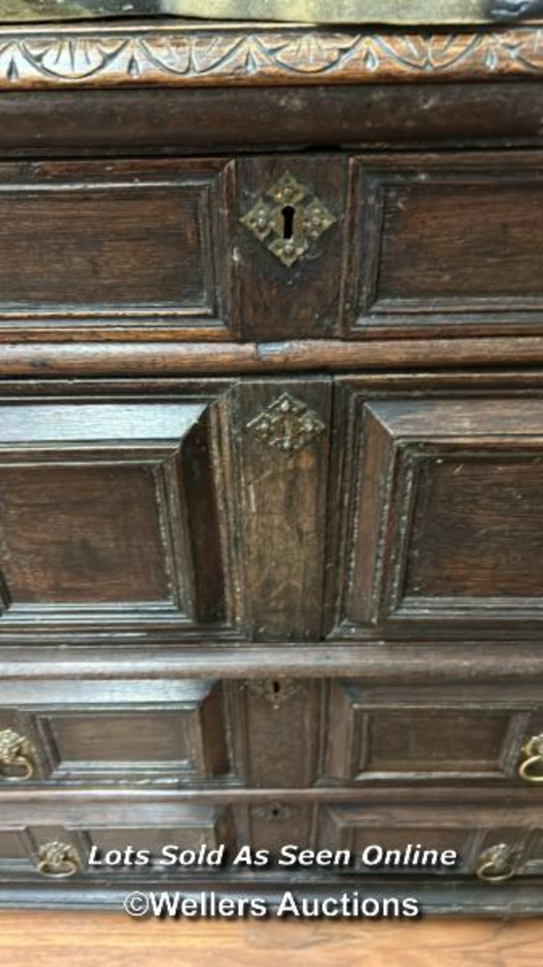 JACOBEAN OAK CHEST OF FOUR DRAWERS - Image 5 of 6