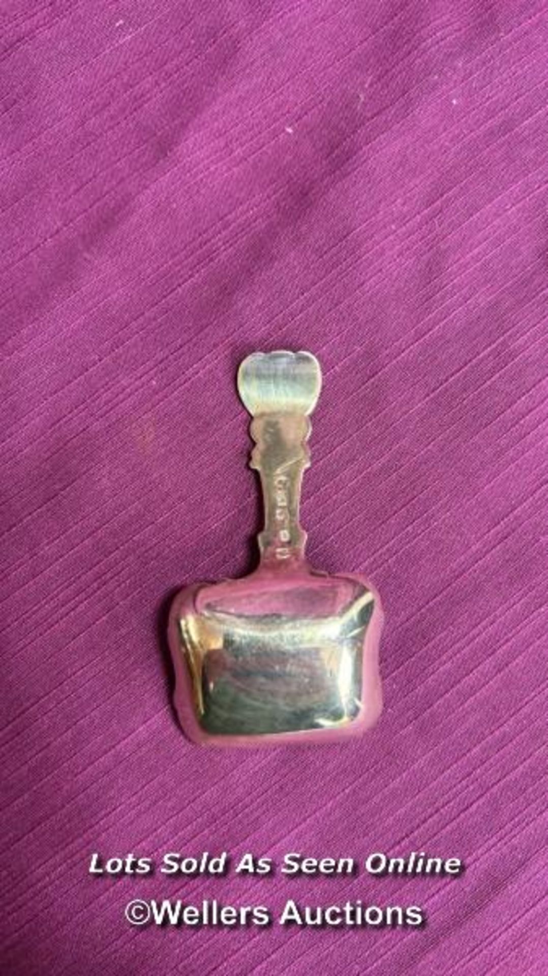 SMALL HALLMARKED SILVER SQUARE SPOON, LENGTH 7CM, WEIGHT 10GMS - Image 4 of 6