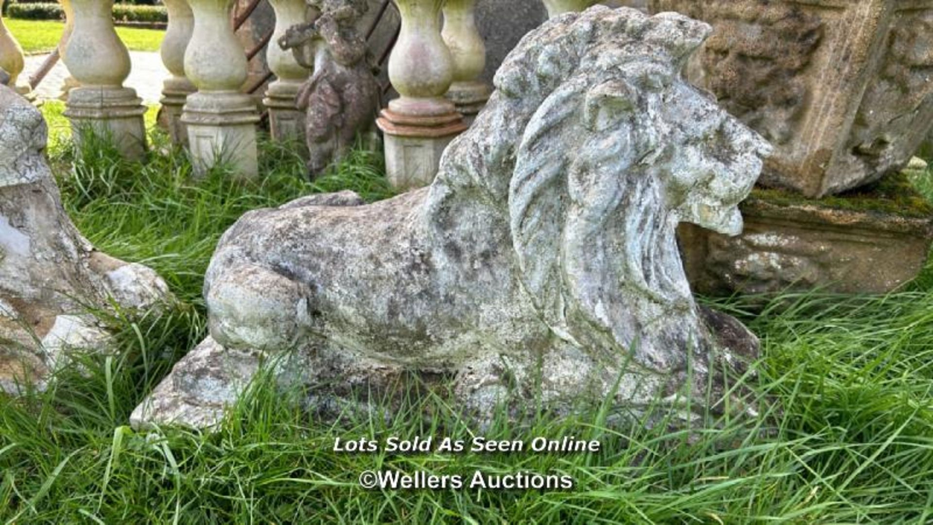 PAIR OF COMPOSITION RECUMBENT LION STATUES, WEATHERED, 70 X 30 X 50CM - Image 2 of 7