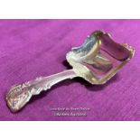 SMALL HALLMARKED SILVER SQUARE SPOON, LENGTH 7CM, WEIGHT 10GMS