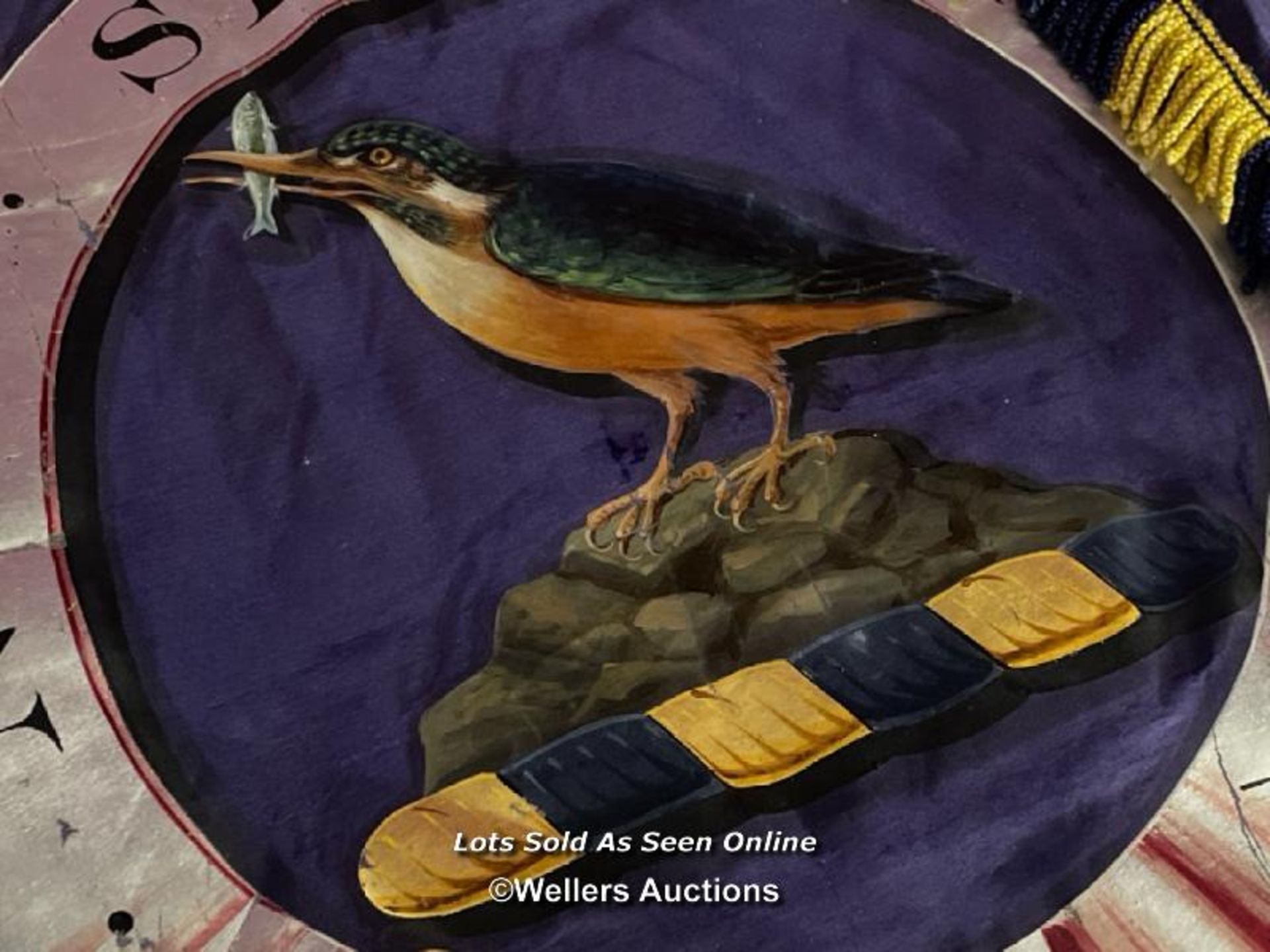 HAND PAINTED SILK BANNER DEPICTING A KINGFISHER, NIL SINE LABORE, 41 X 55CM - Image 4 of 4
