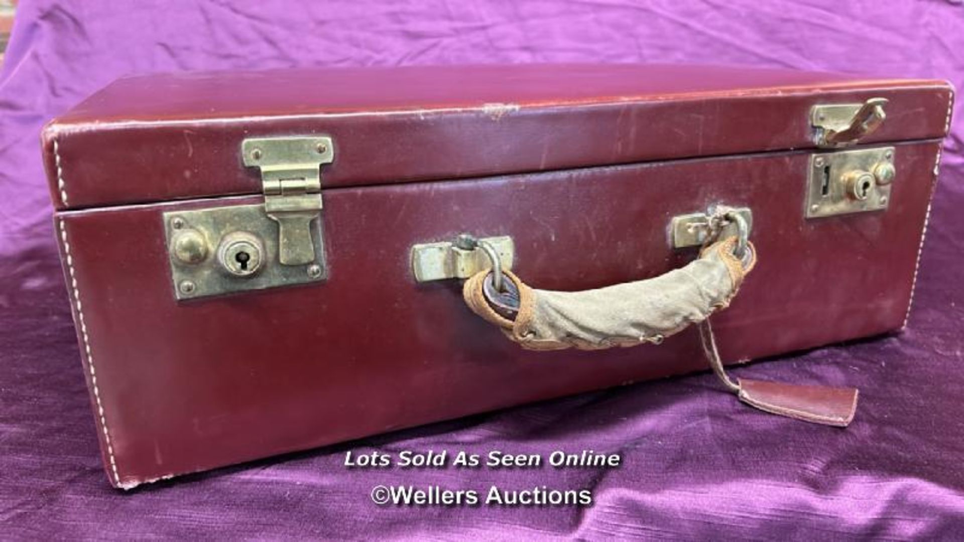 OFFICERS TRAVELLING CASE WITH ORIGINAL KEY