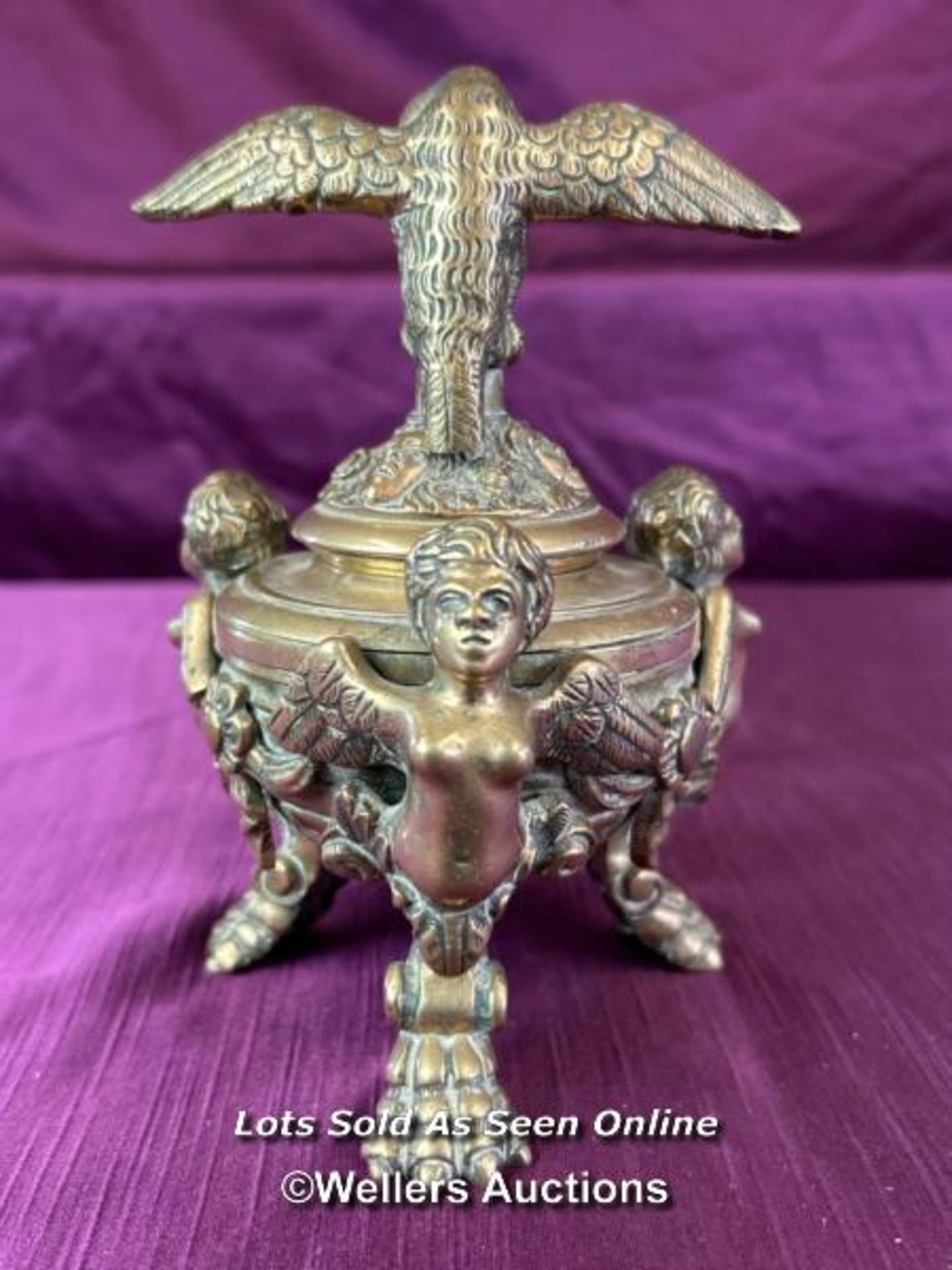 ANTIQUE POLISHED BRONZE LIDDED INKWELL ON THREE CLAW FEET, HEIGHT 16CM - Image 2 of 3