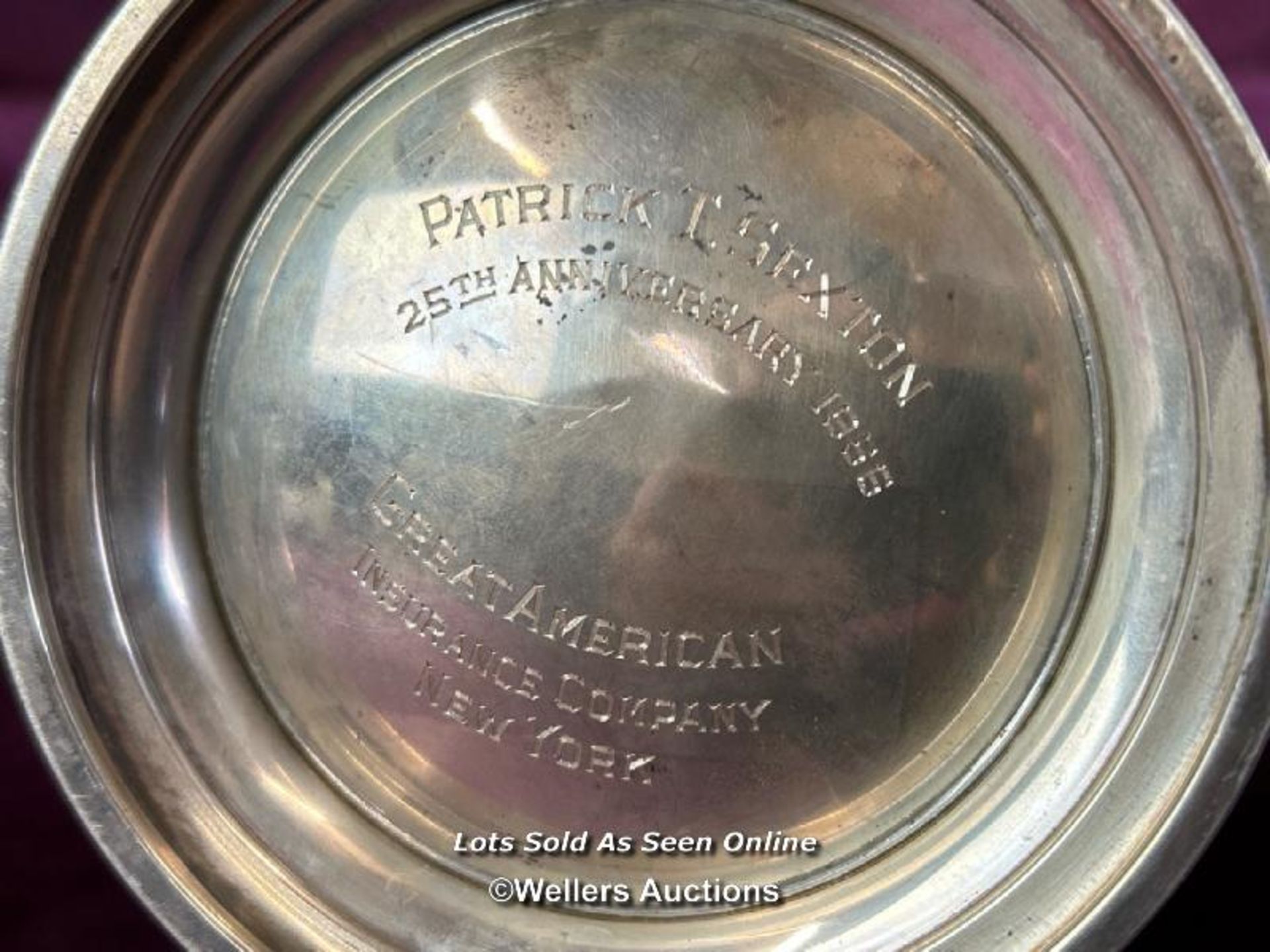 A PRESENTATION SILVER PLATED WATER JUG, ENGRAVED 'PATRICK T. SEXTON, 25TH ANNIVERSARY 1956, GREAT - Image 3 of 3