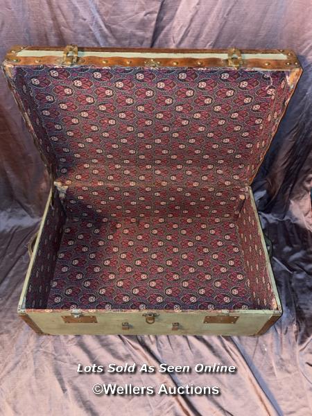 TRUNK WITH BRASS CORNERS, 84 X 52.5 X 34CM - Image 2 of 3