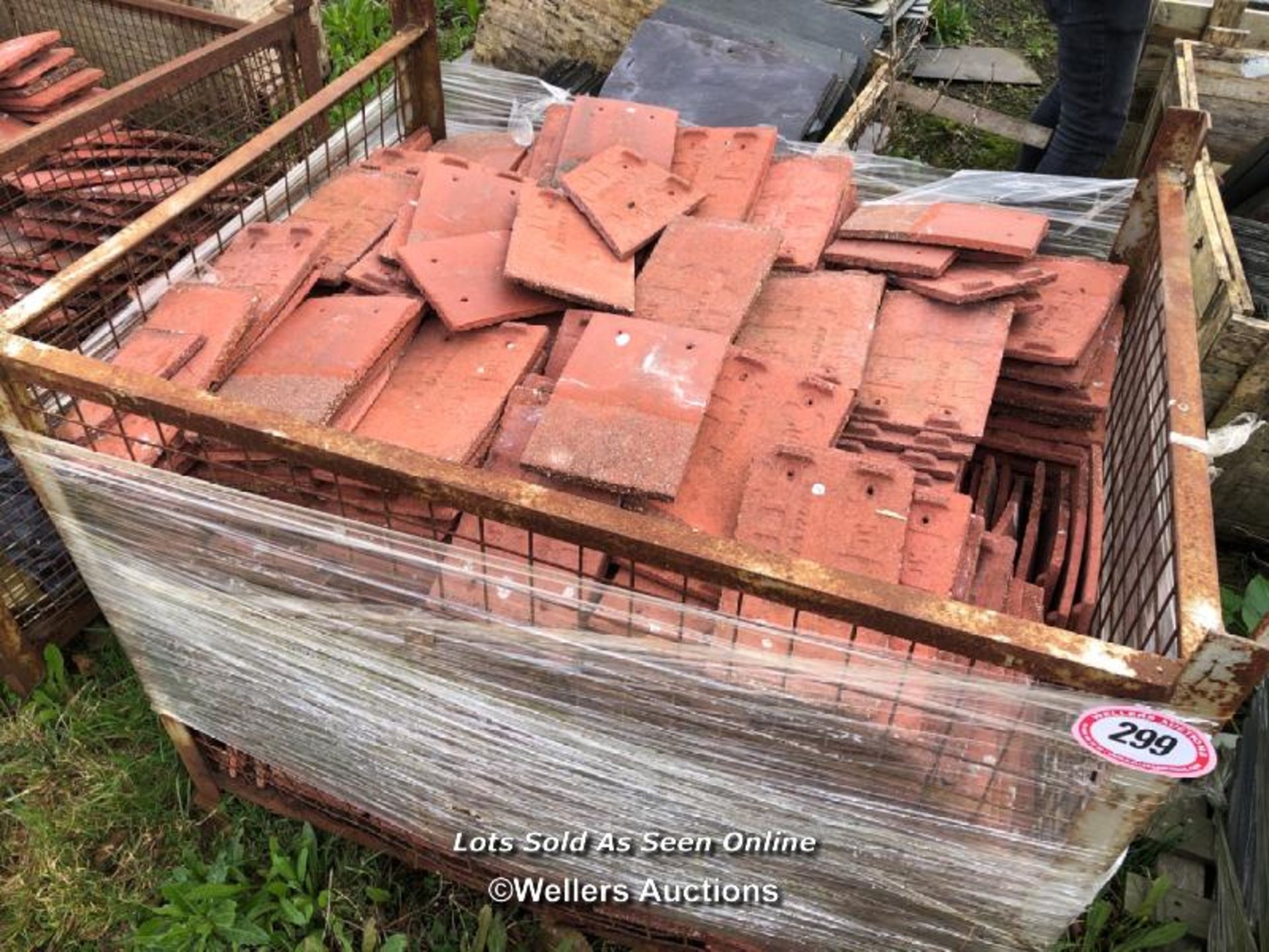 LARGE STILLAGE OF MACHINE MADE MARLEY TILES