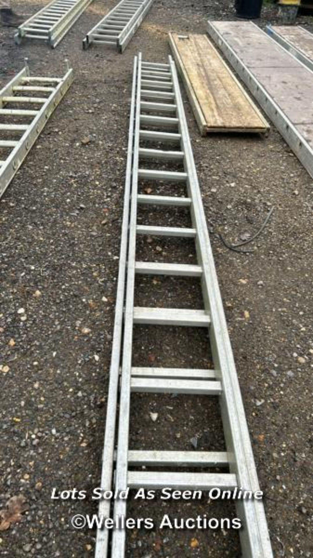 YOUNGMAN DOUBLE EXTENSION LADDER, 457CM (L) - Image 3 of 3