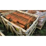 CRATE OF APPROX. 400X HANDMADE CLAY PEG TILES, 26CM (L) X 17CM (W) X 1.5CM (D)