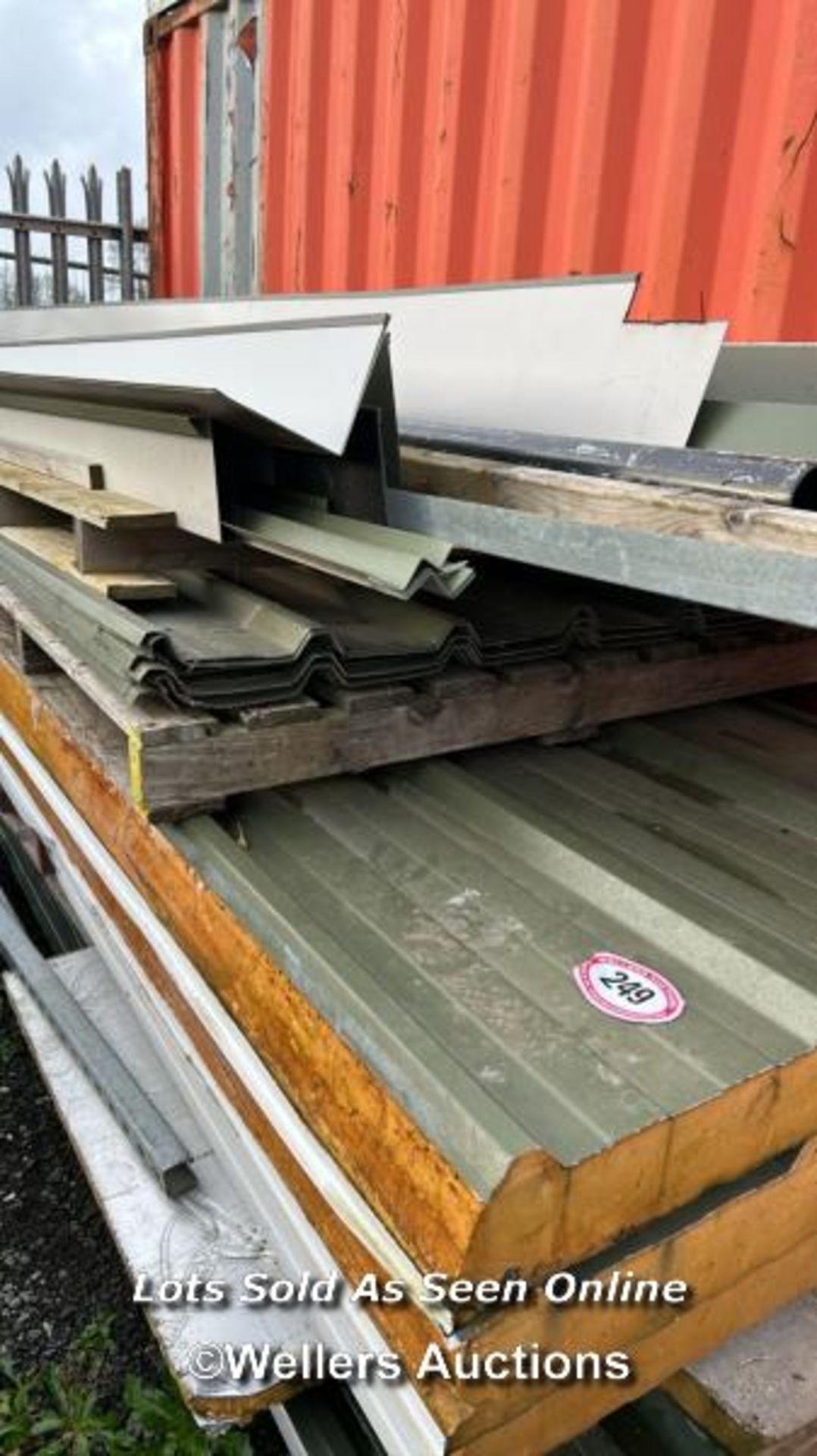 QUANTITY OF INSULATED ROOF PANELS AND SINGLE PLY BOX PROFILE SHEETING - Image 2 of 4