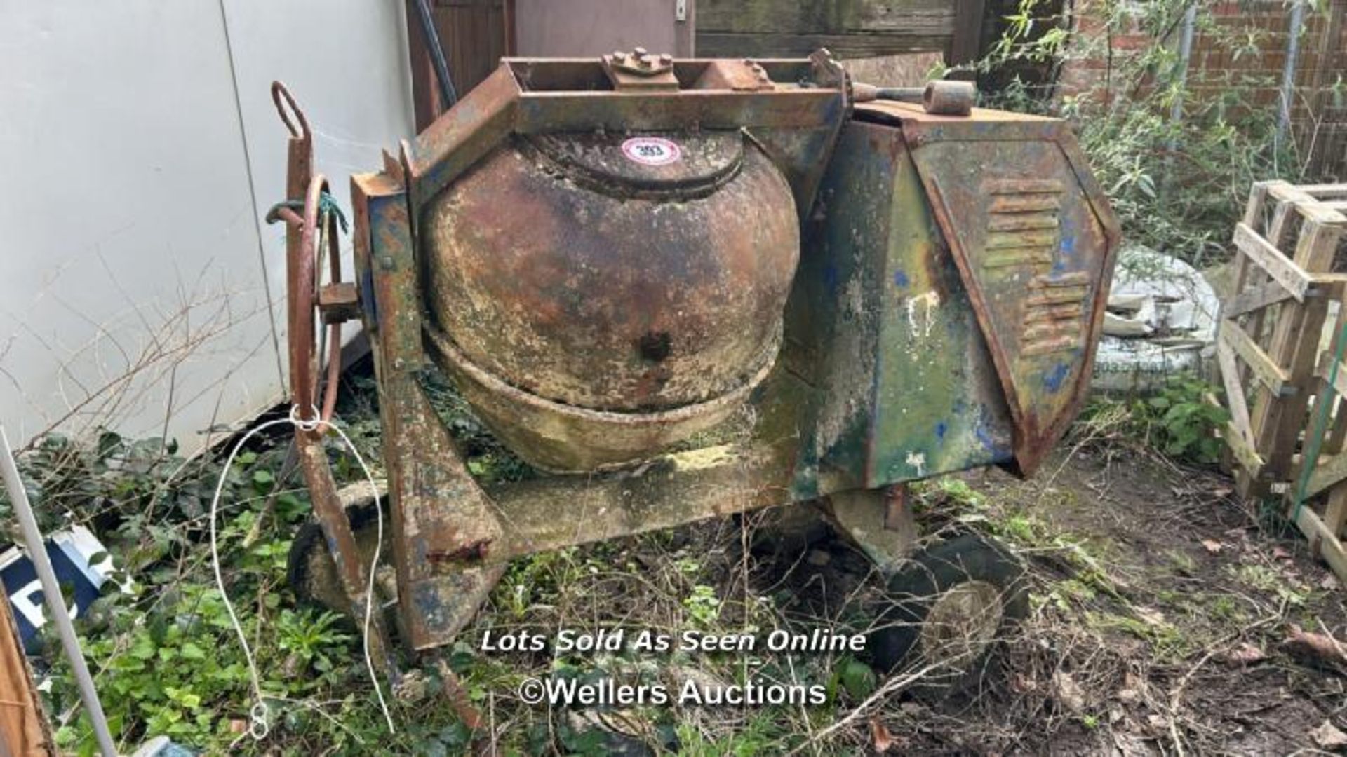 VINTAGE CEMENT MIXER, ONE WHEEL NOT ATTACHED, WITH LISTER DIESEL ENGINE