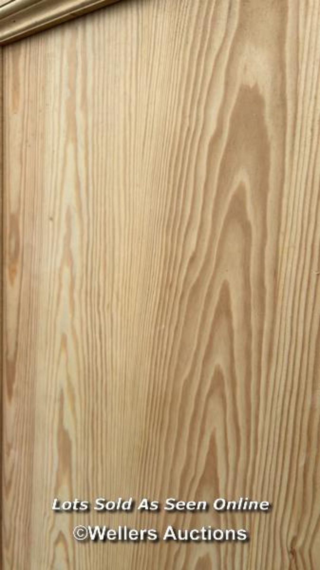 PAIR OF PINE DOORS, 2.6M (H) X 70CM (W) X 4.5CM (D) - Image 3 of 4