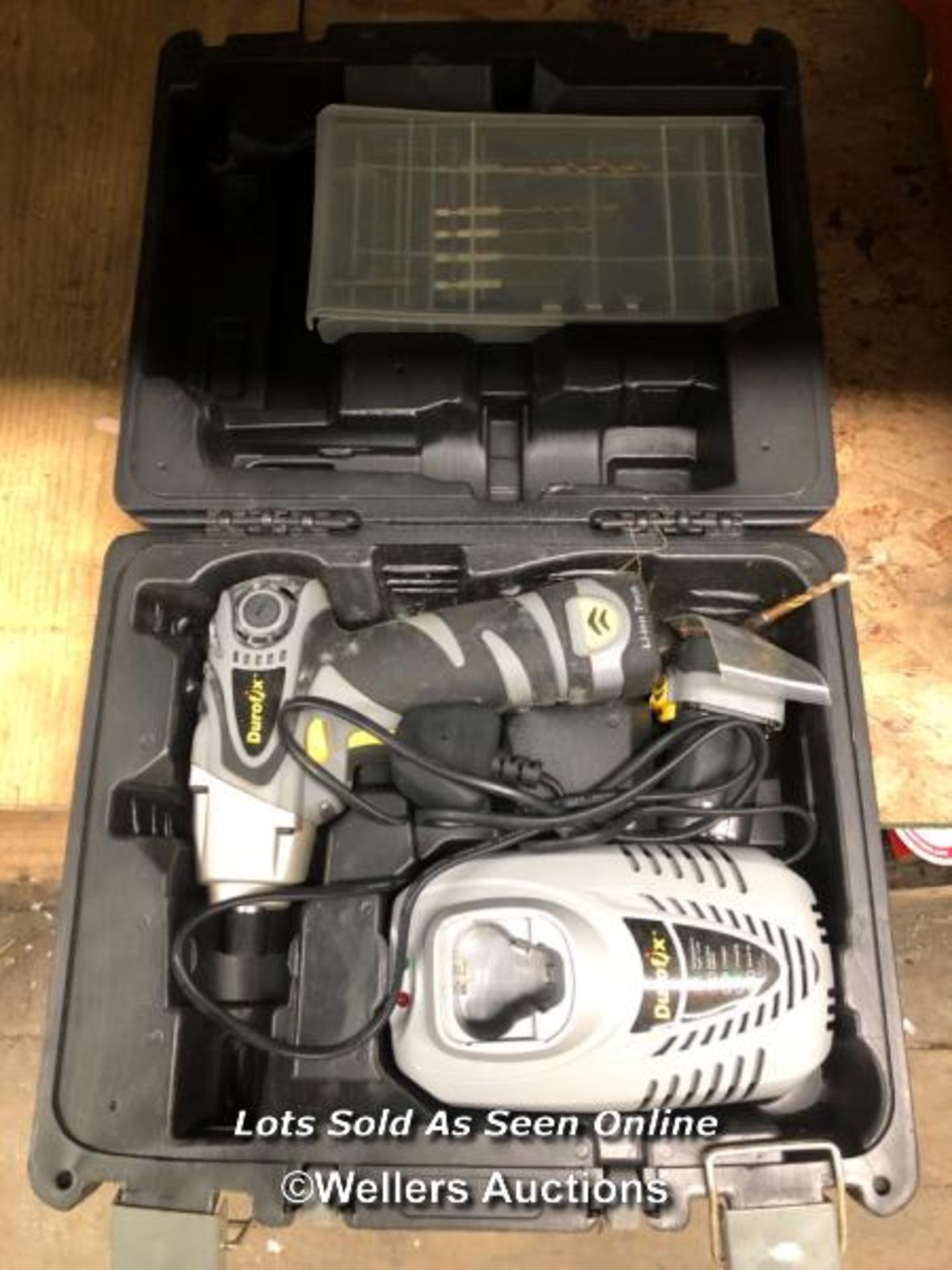 DUROFIX RI1239 CORDLESS IMPACT DRIVER WITH 2X BATTERIES AND A CHARGER, IN CASE
