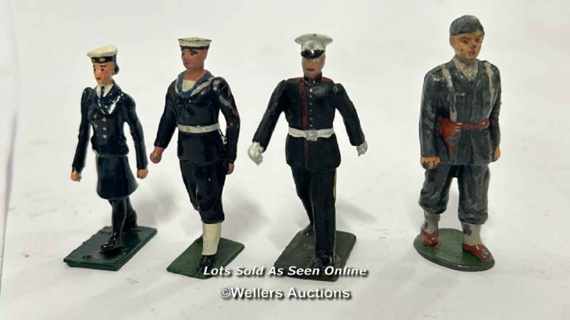Twenty seven assorted hand painted military figures, some marked Britain's / AN5 - Image 5 of 8