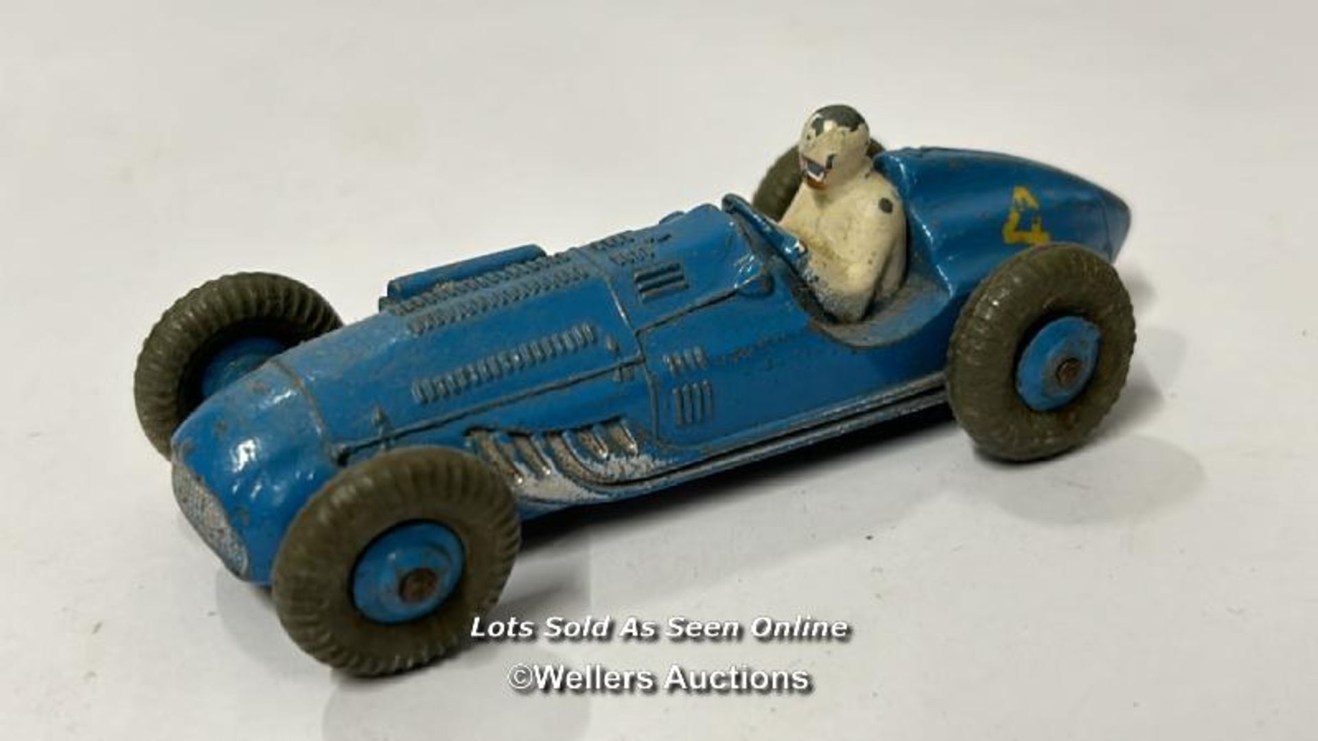 Five Dinky Toys diecast sports cars to include FA-Romero no.232, Ferrari no.23H, Talbot Lago no.230, - Image 8 of 11