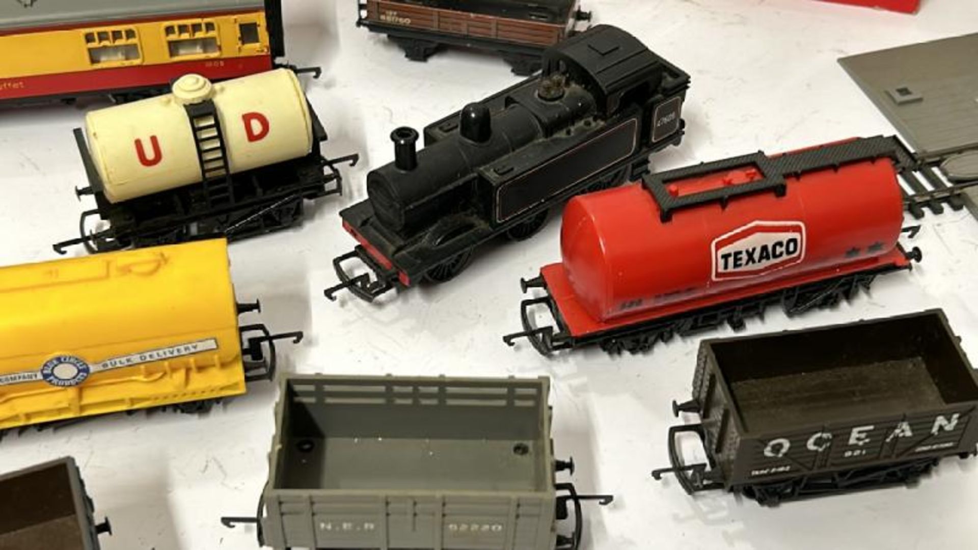 Collection of model trains, track and accessories including Hornby diesel engine D5572, figures, - Image 4 of 10
