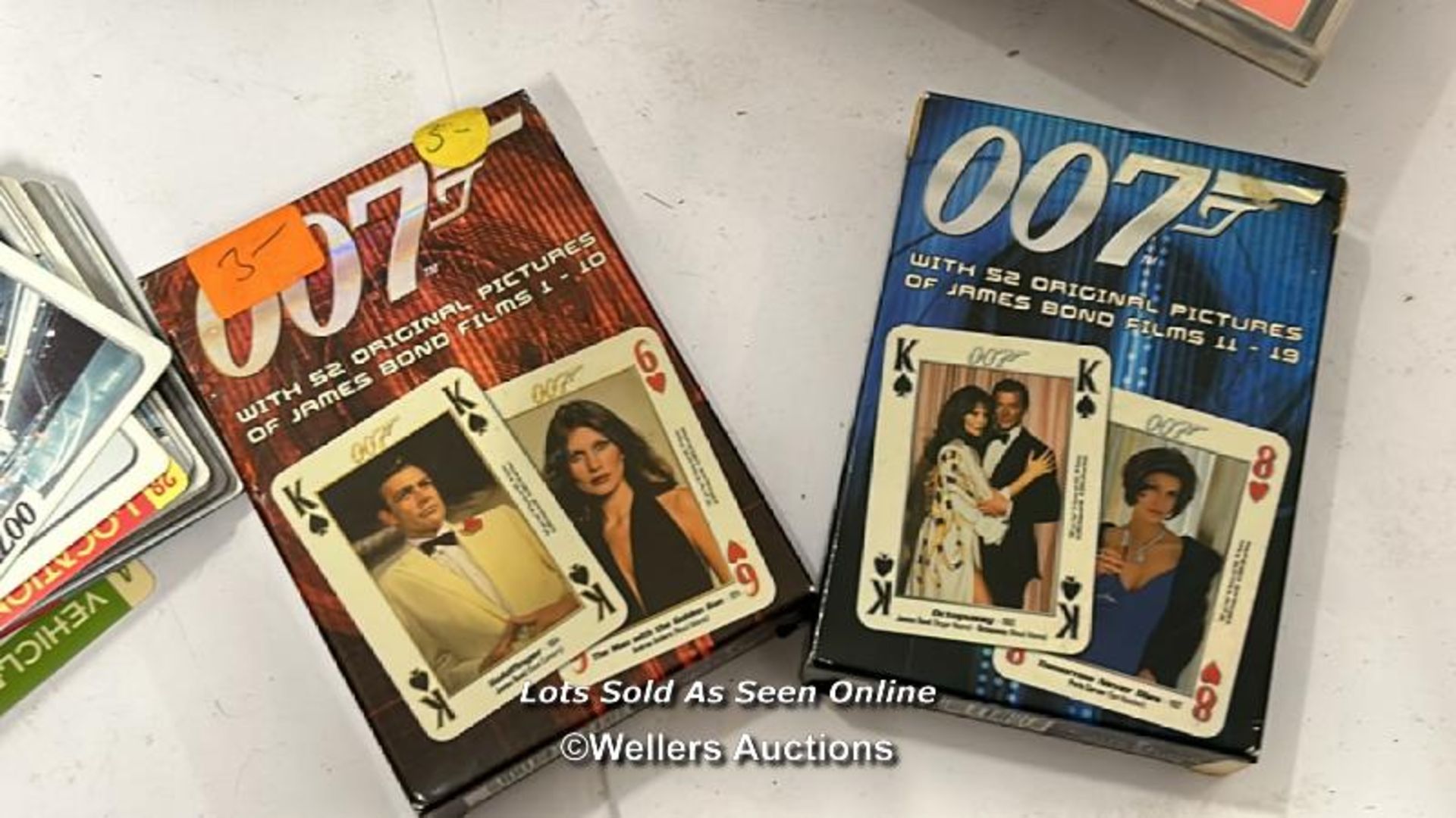 James Bond - Collectors cards, magazines, playing cards and sealed DVD box set / AN8 - Image 5 of 8