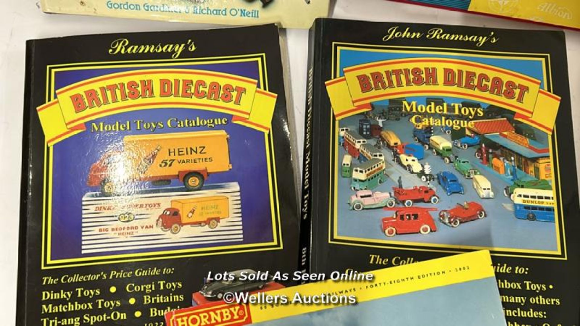 The Great Book of Corgi 1956-1983 hardback book with other diecast collectors books and magazines - Image 5 of 7