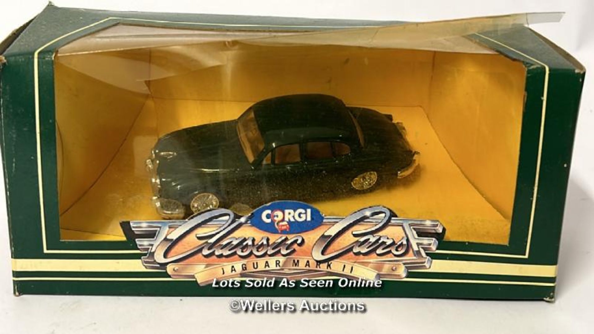 Eight assorted boxed model vehicles including Corgi Ford cargo box van, Hot wheels Carrera Ferrari - Image 13 of 18