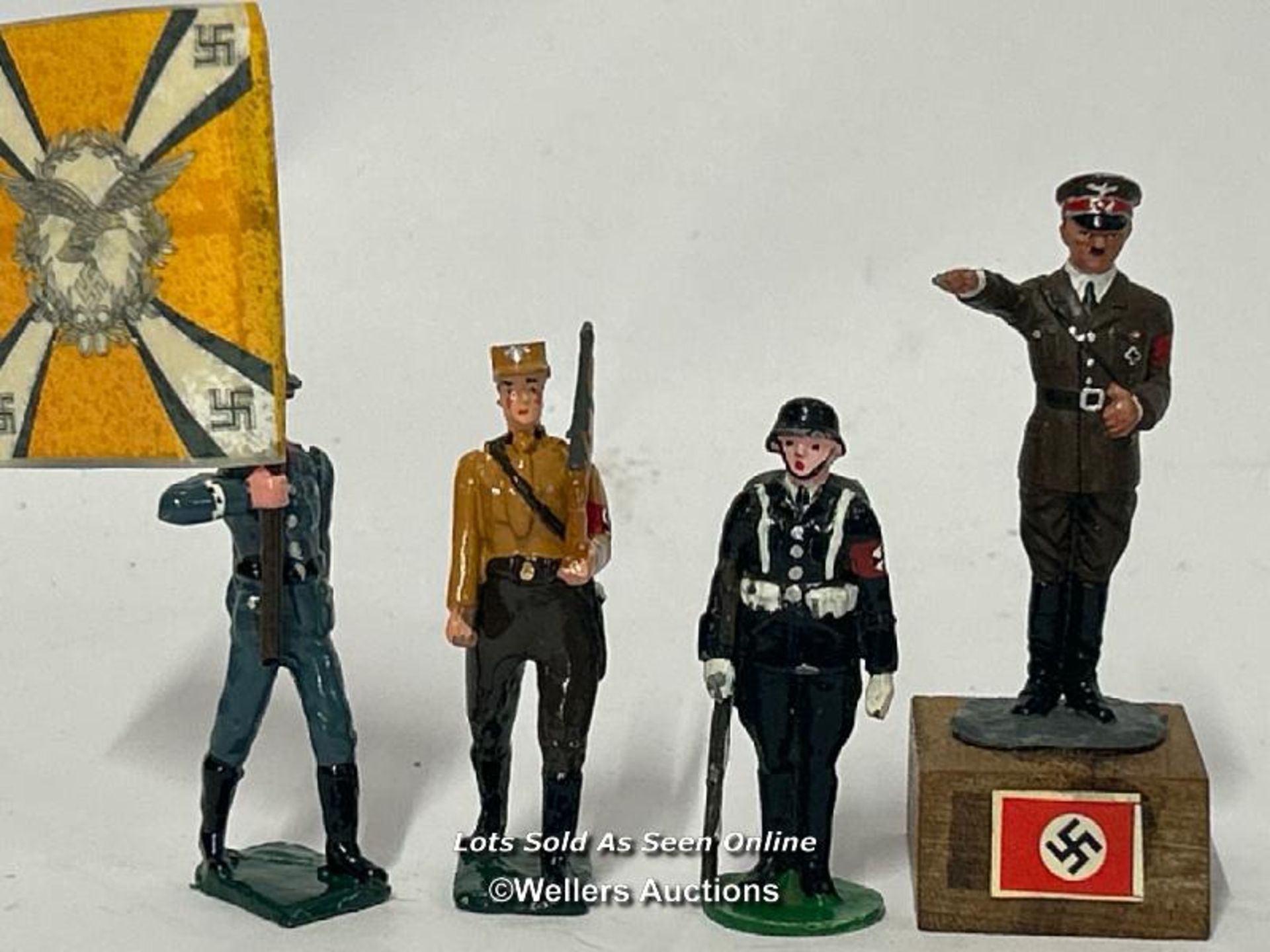 Seven hand painted lead figures in WWII German uniform / AN5 - Image 3 of 3