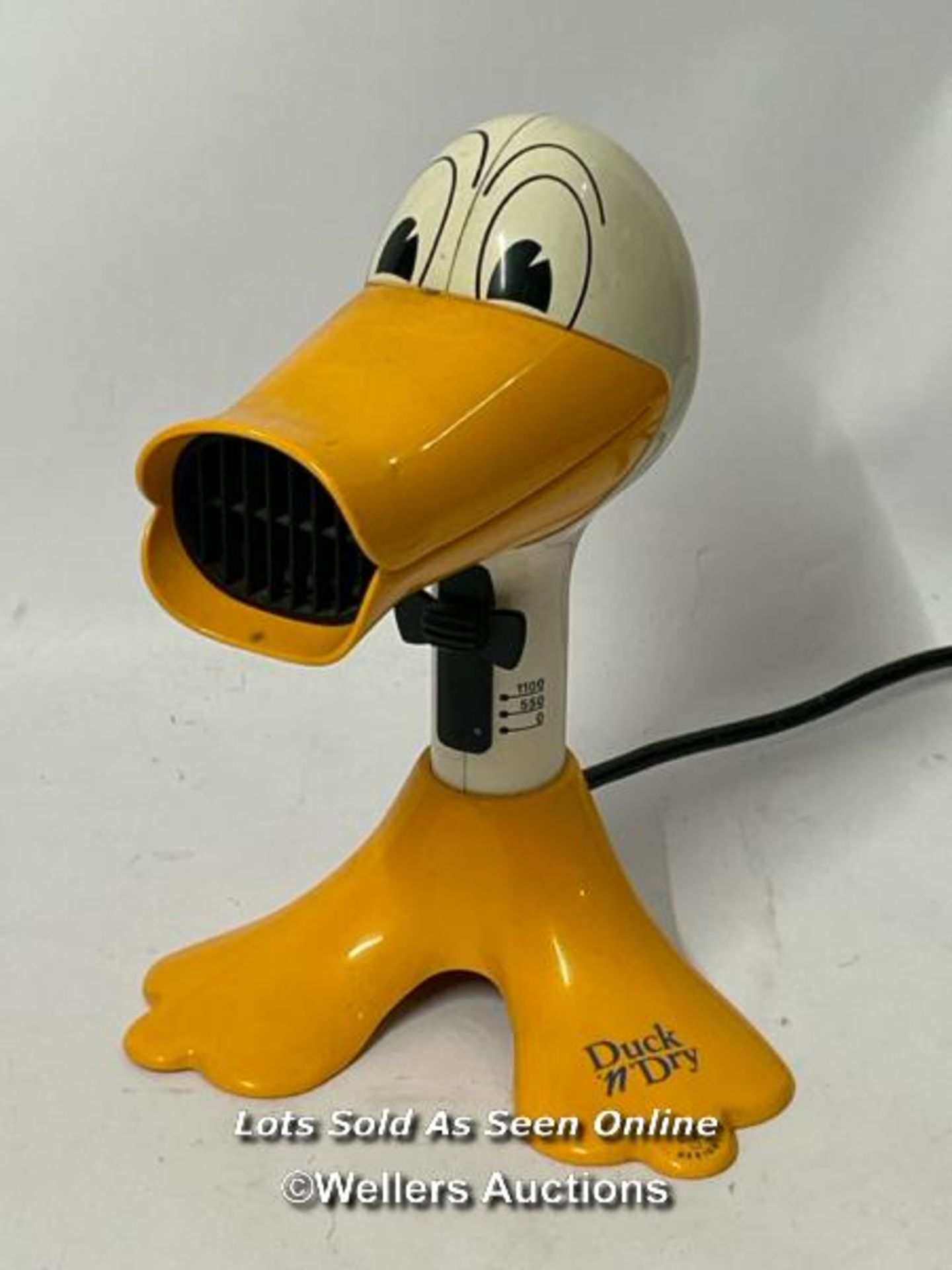Vintage Remington Duck 'N' Dry novelty hair dryer, briefly tested appears to be in working order /