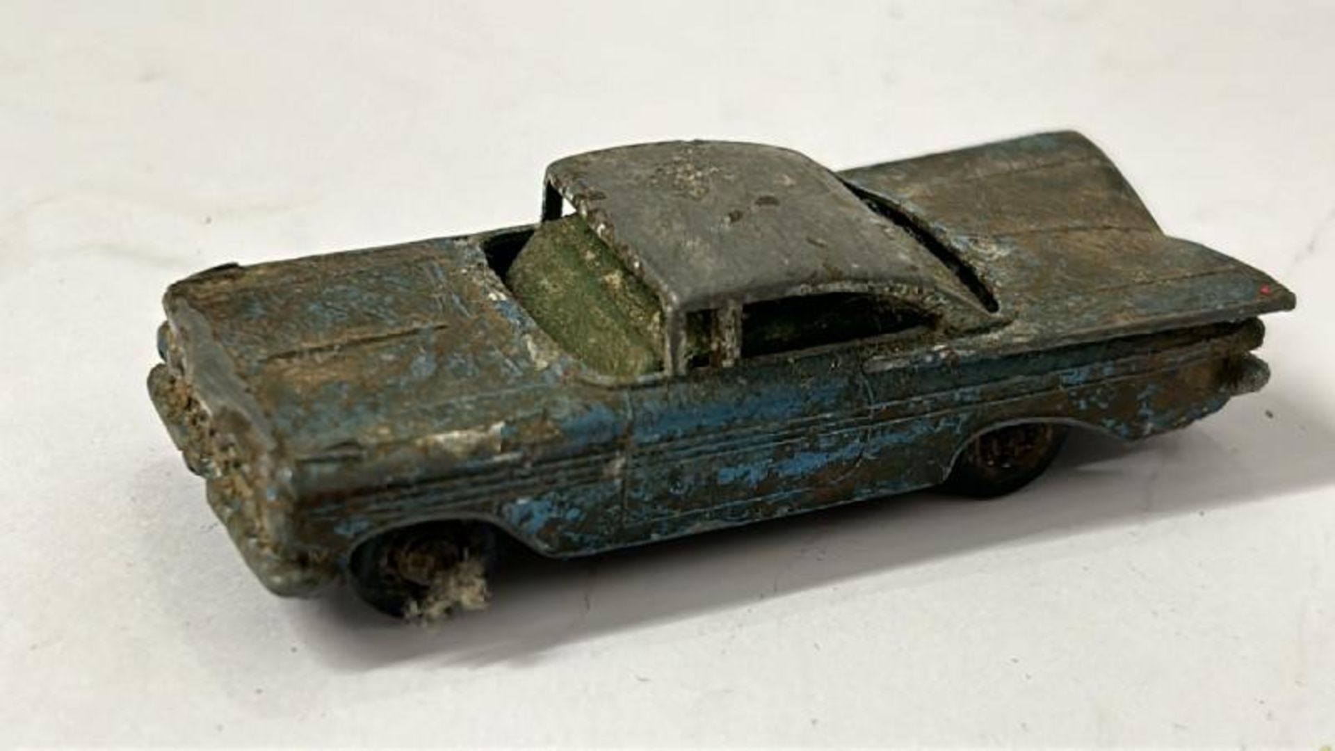 Unboxed Matchbox group including Ford Zodiac no.39, Chevrolet Impala no.57 and Ford Corsair no.45 ( - Image 10 of 25