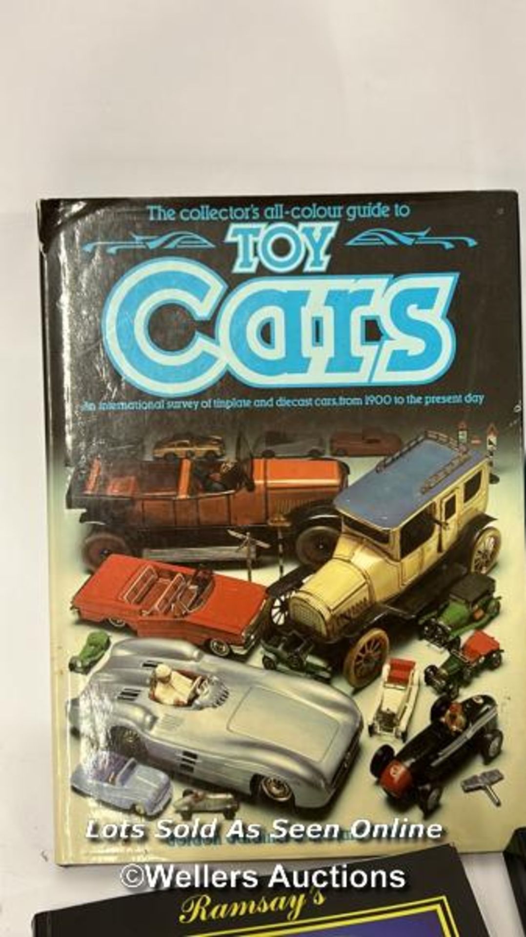 The Great Book of Corgi 1956-1983 hardback book with other diecast collectors books and magazines - Image 4 of 7