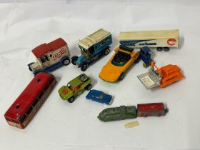 Small collection of model vehicles including metal train and Triang Space X 'Forklift 7' / AN15