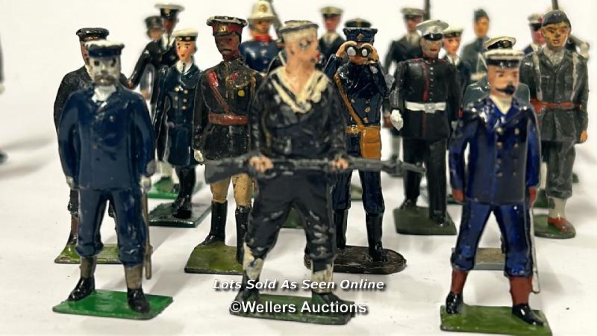 Twenty seven assorted hand painted military figures, some marked Britain's / AN5 - Image 3 of 8