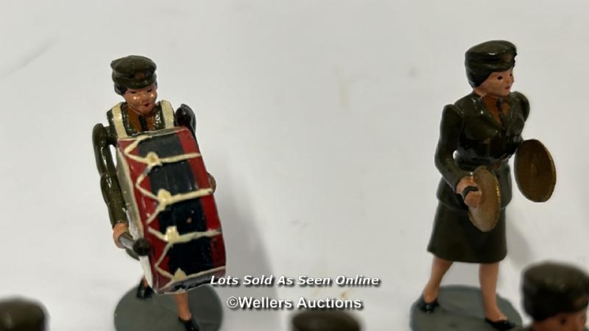 A group of eleven hand painted lead figures of a female marching band in WWII era uniform / AN5 - Image 6 of 7