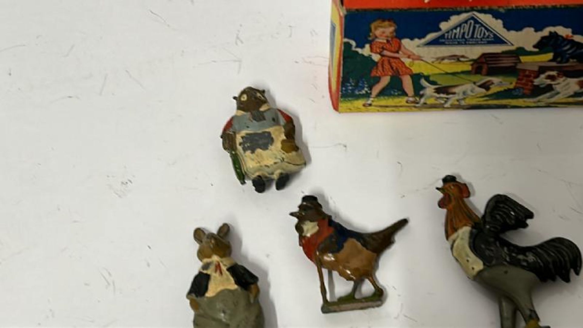 Small collection of lead animal figures including a Timpo Toys Pekinese dog no.5017 with original - Image 4 of 6