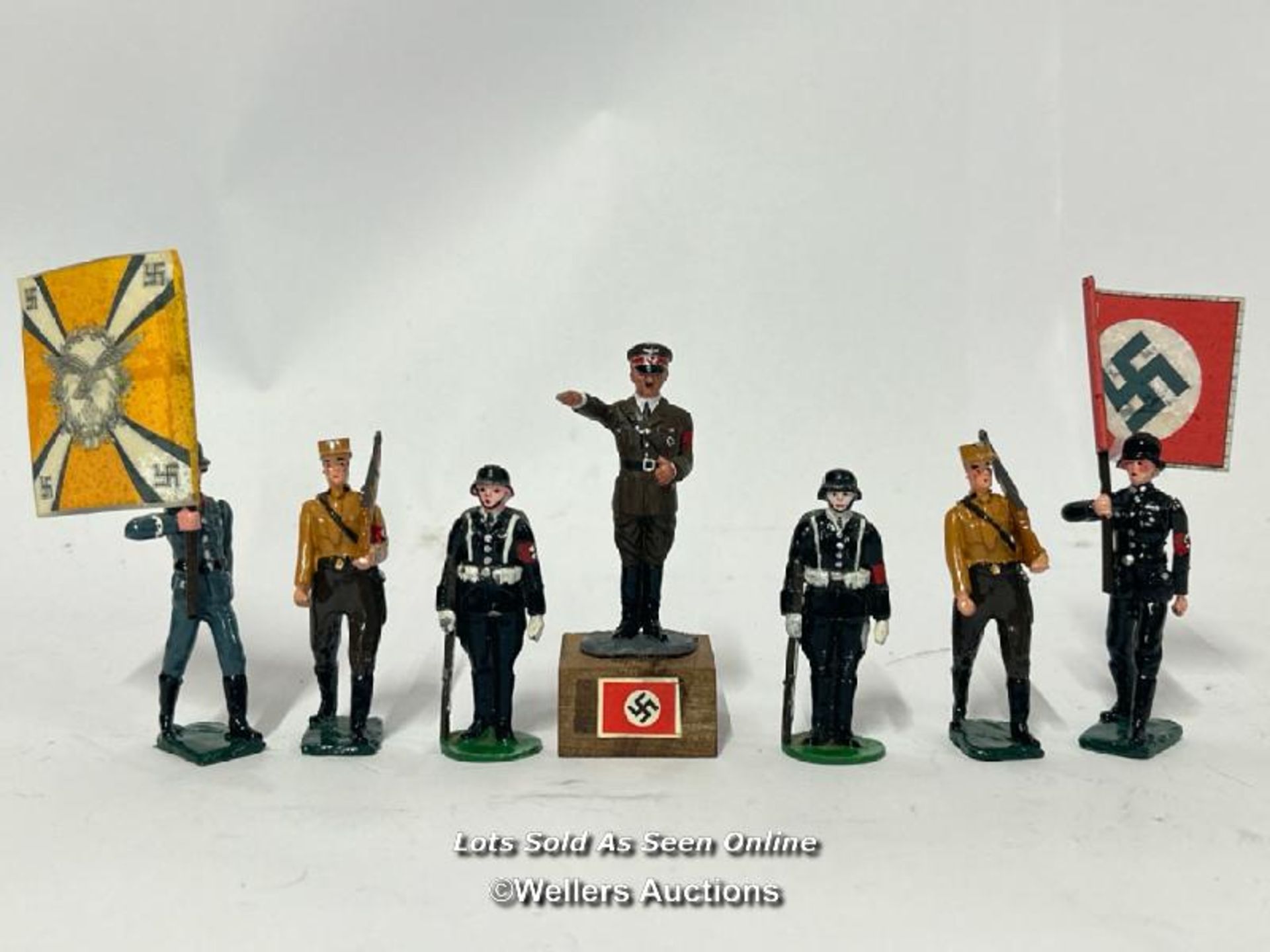 Seven hand painted lead figures in WWII German uniform / AN5