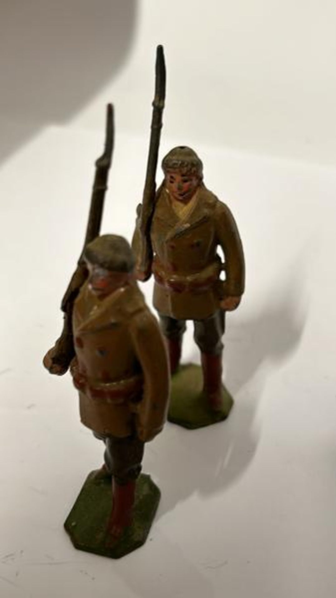 Collection of Britains assorted lead WWI & WWII figures and motorbikes (20) / AN19 - Bild 6 aus 8