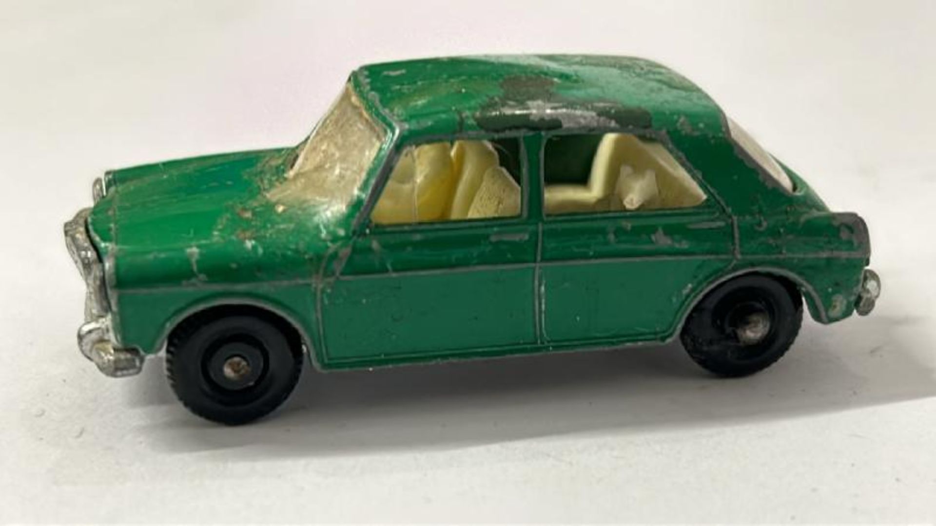 Unboxed Matchbox group including Volkswagen 1600TL no.67, Volkswagen Beatle no.25 and Ford Fire - Image 4 of 28