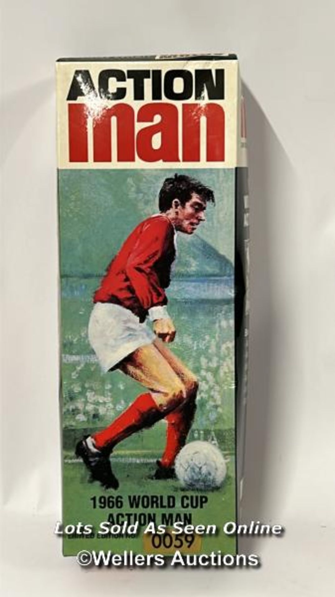 Special edition 1966 world cup Action Man, limited edition 59/1000, near mint condition, 1996 / AN2 - Image 7 of 10