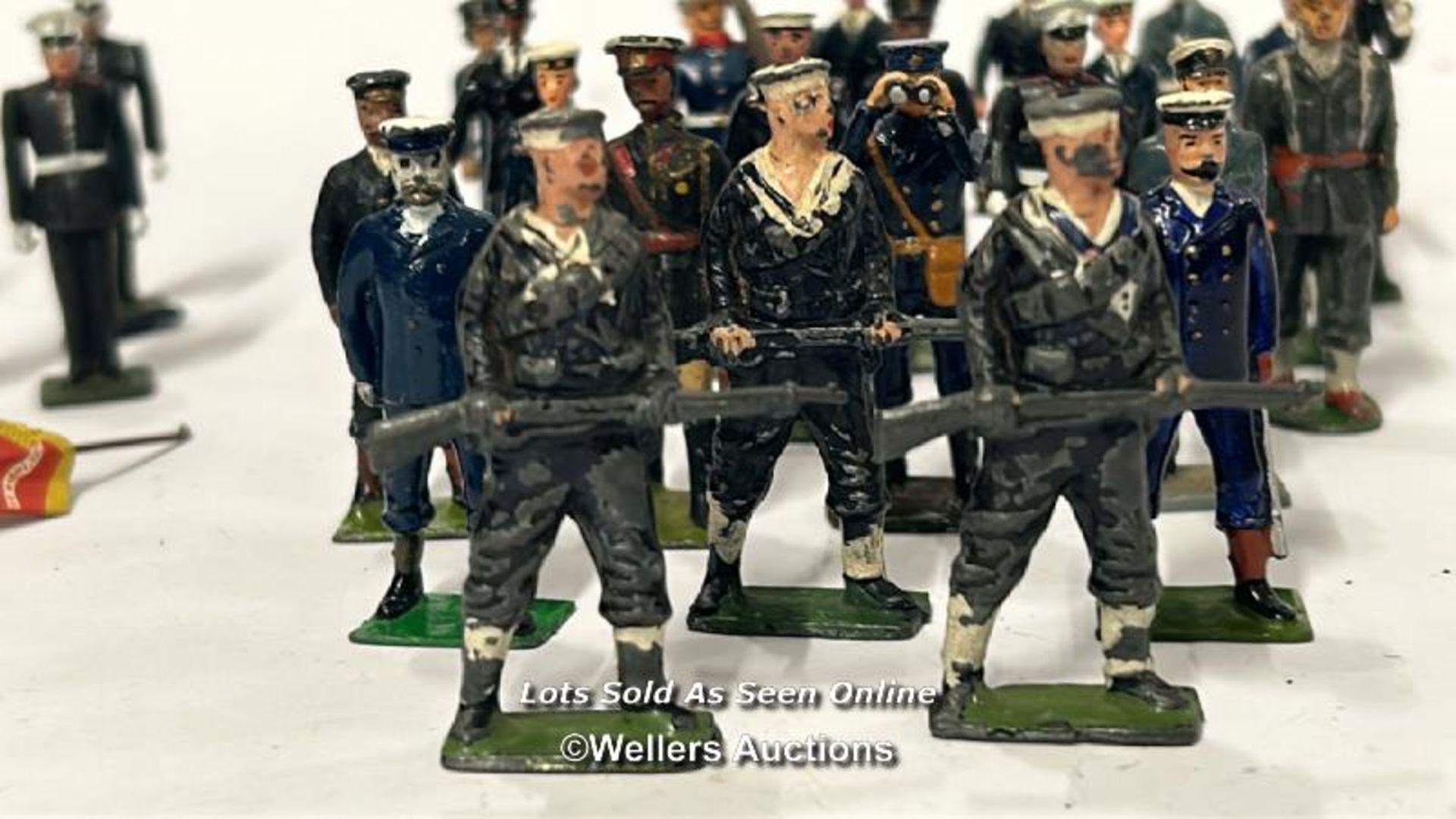 Twenty seven assorted hand painted military figures, some marked Britain's / AN5 - Image 2 of 8