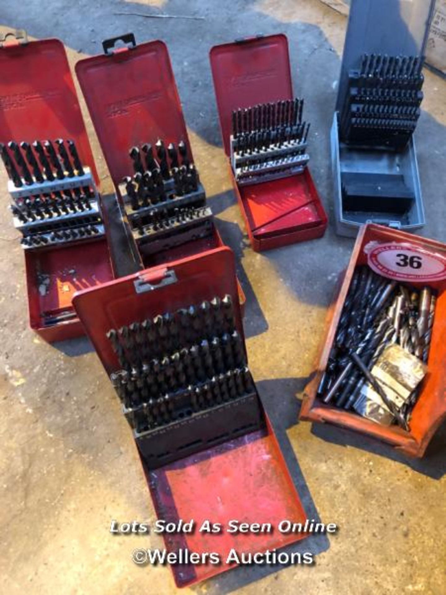 LARGE QTY OF DRILL BITS AND SETS