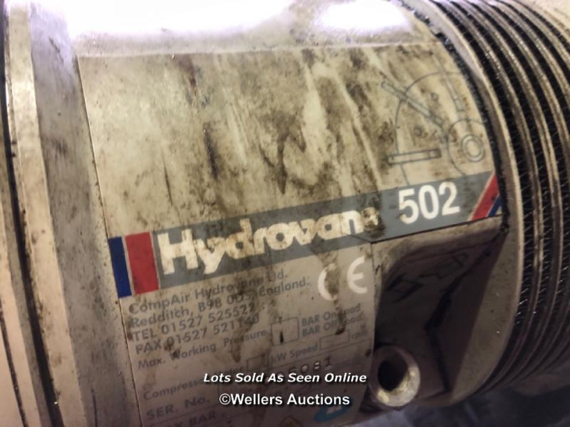 HYDROVANE 502 240V AIR COMPRESSOR, WITH 2 GAL. OF OIL, IN WORKING ORDER - Image 6 of 6
