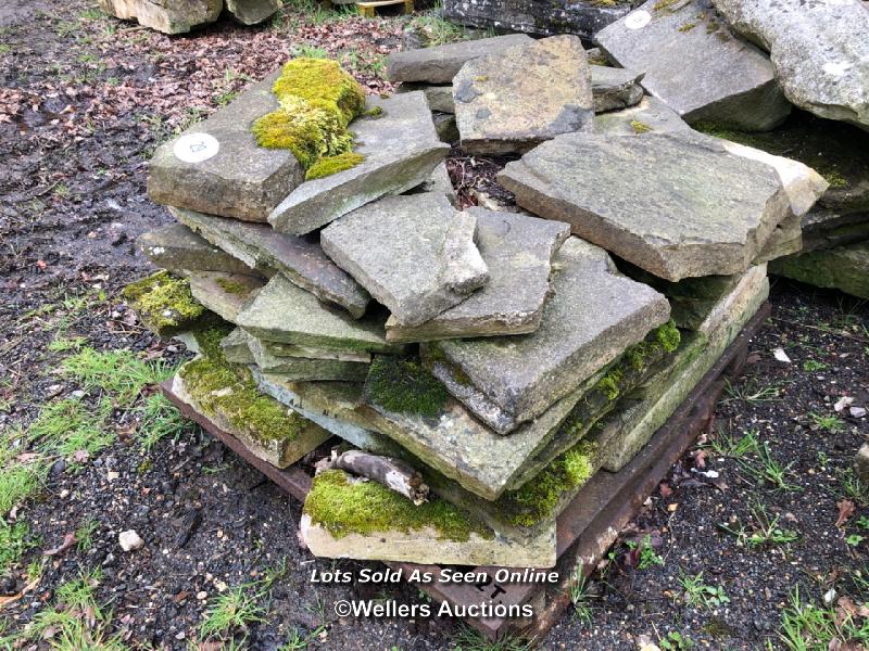 LARGE QUANTITY OF YORKSTONE CRAZY PAVING, APPROX. 40CM W X 40CM W - Image 2 of 3