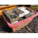 QUANTITY OF STONE SETTS, VARIOUS SIZES, APPROX. 35CM L X 20CM W