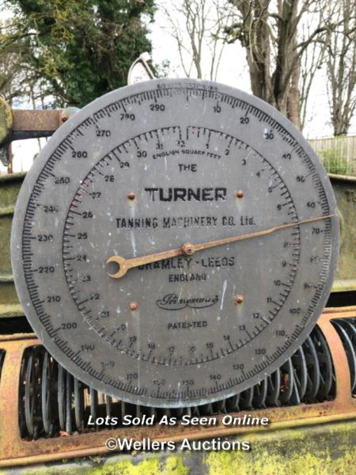 TURNER TANNING MACHINERY LTD MEASURING MACHINE, OVERALL MEASUREMENTS APPROX. 200CM W X 75CM D X - Image 2 of 8