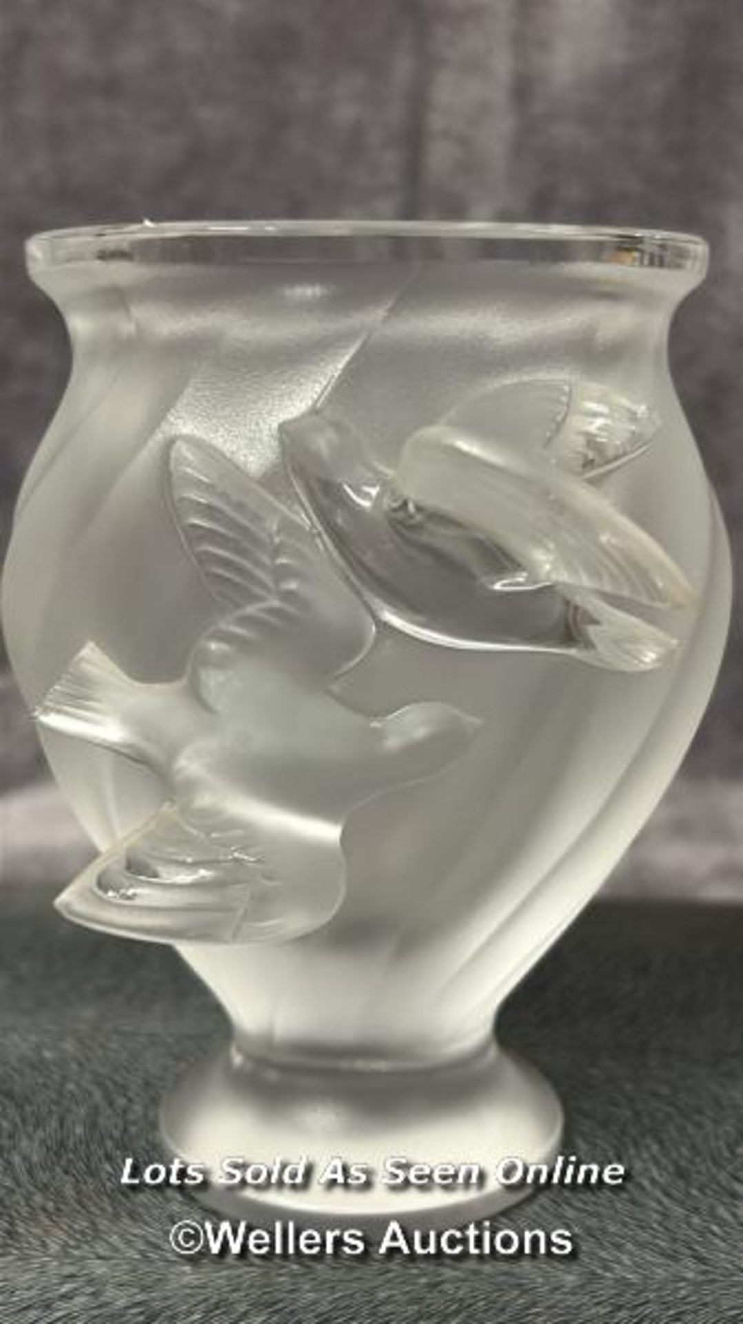 Two similar Lalique France Rosine frosted Dove vases c1960's , signed at the base, both 13cm - Image 2 of 7