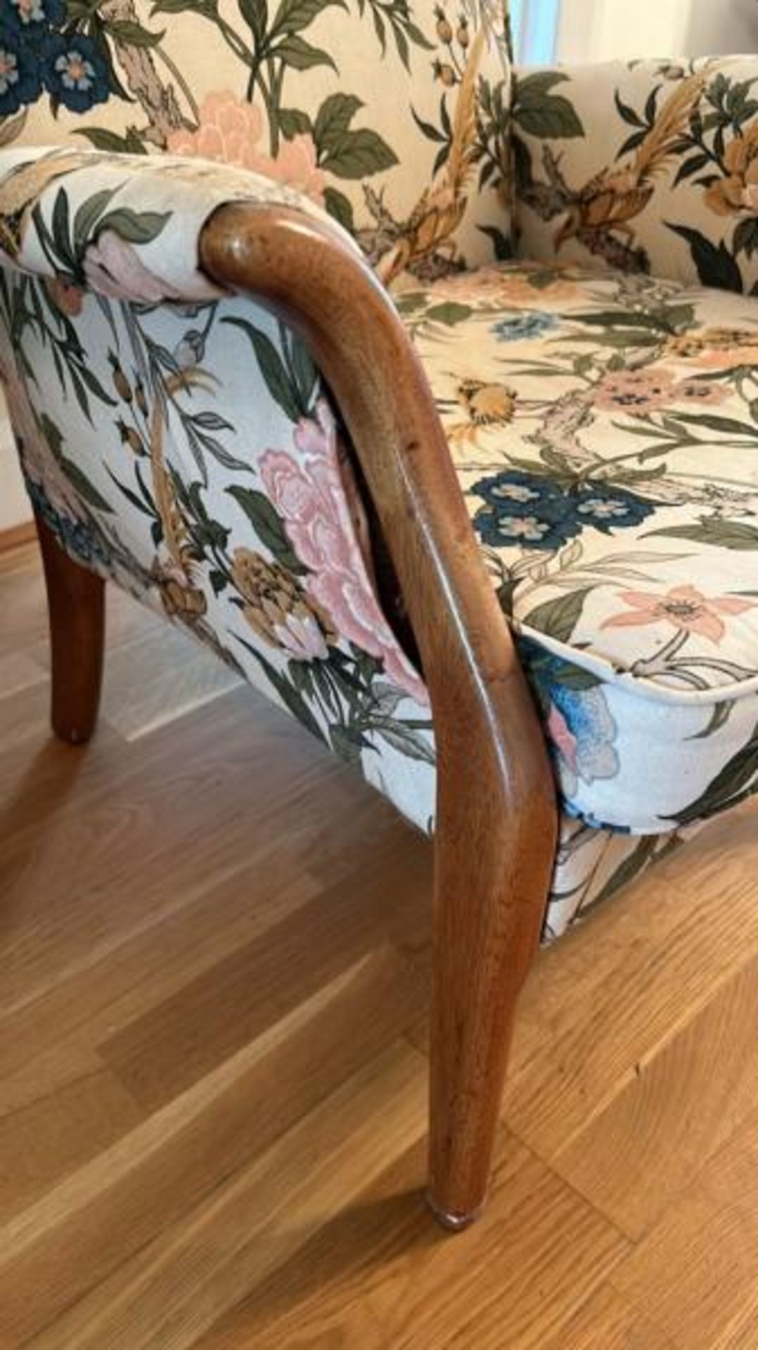 Parker-Knoll upholstered chair decorated with flowers and birds, 56 x 58 x 80cm (collection from - Image 3 of 5