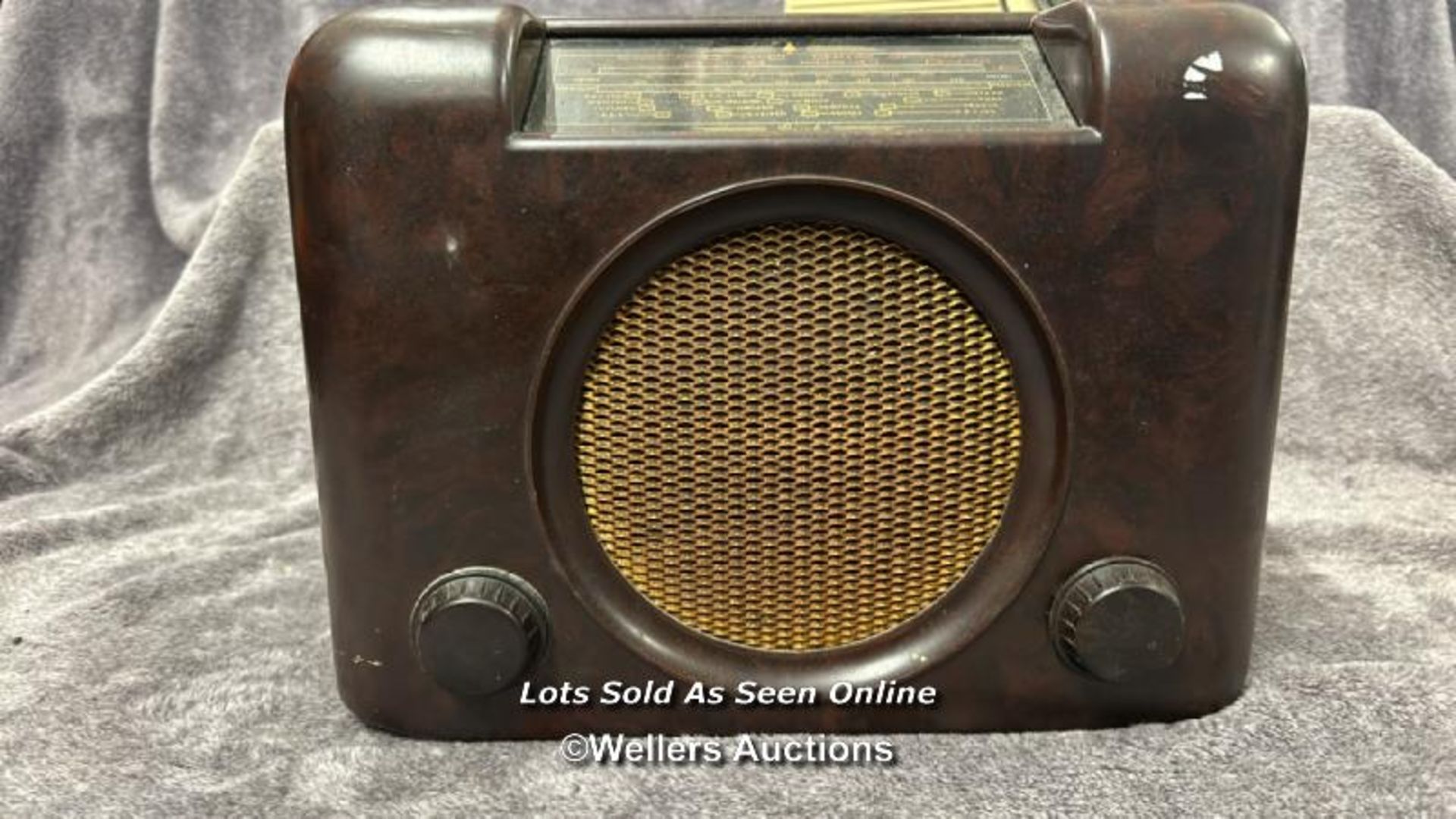 Two vintage Bush radios / AN31 - Image 2 of 6