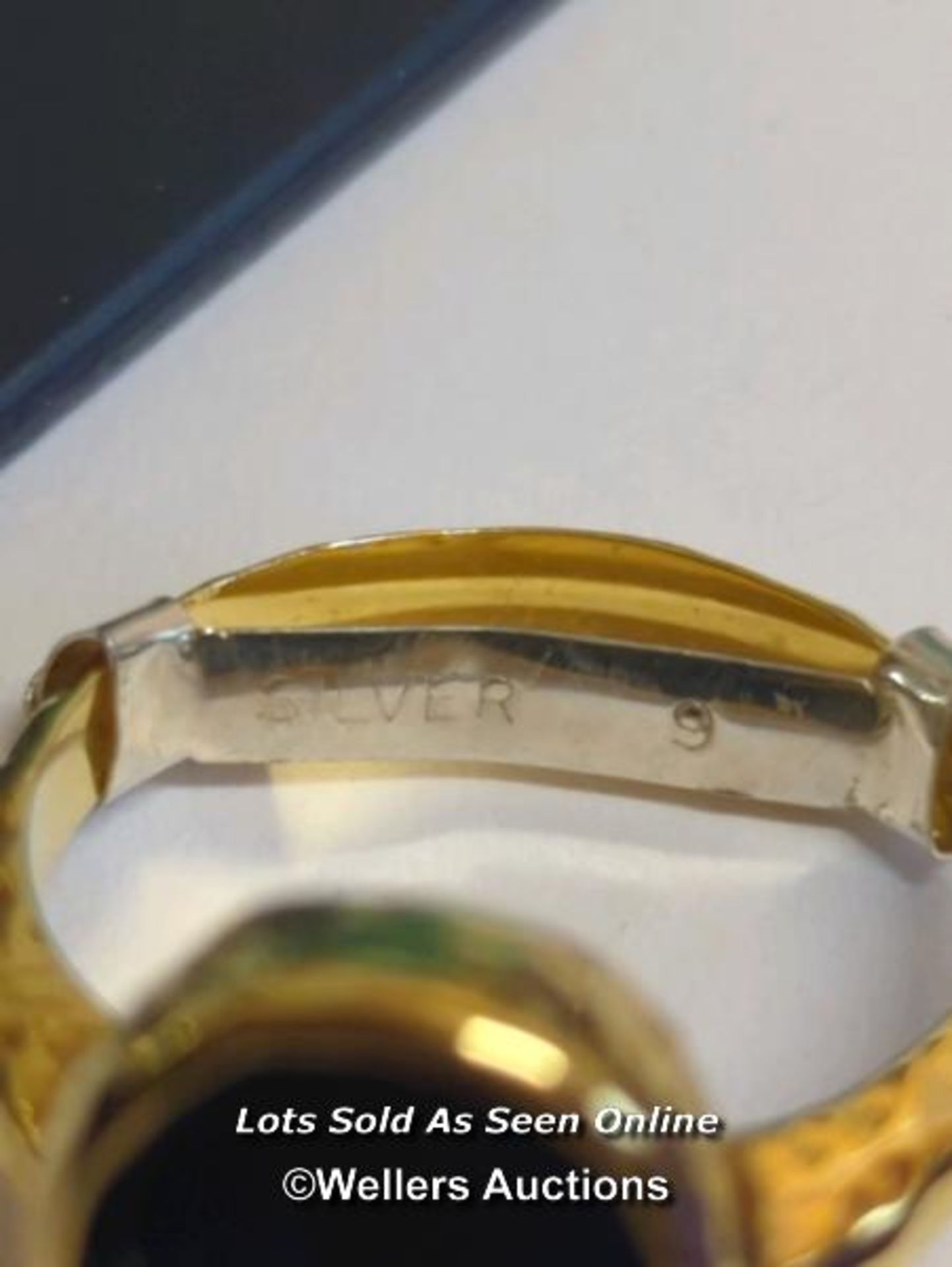 A Tiffany silver pen, hallmarked London 2007, a metal expanding bracelet by Bibi, a Swarovski - Image 5 of 8